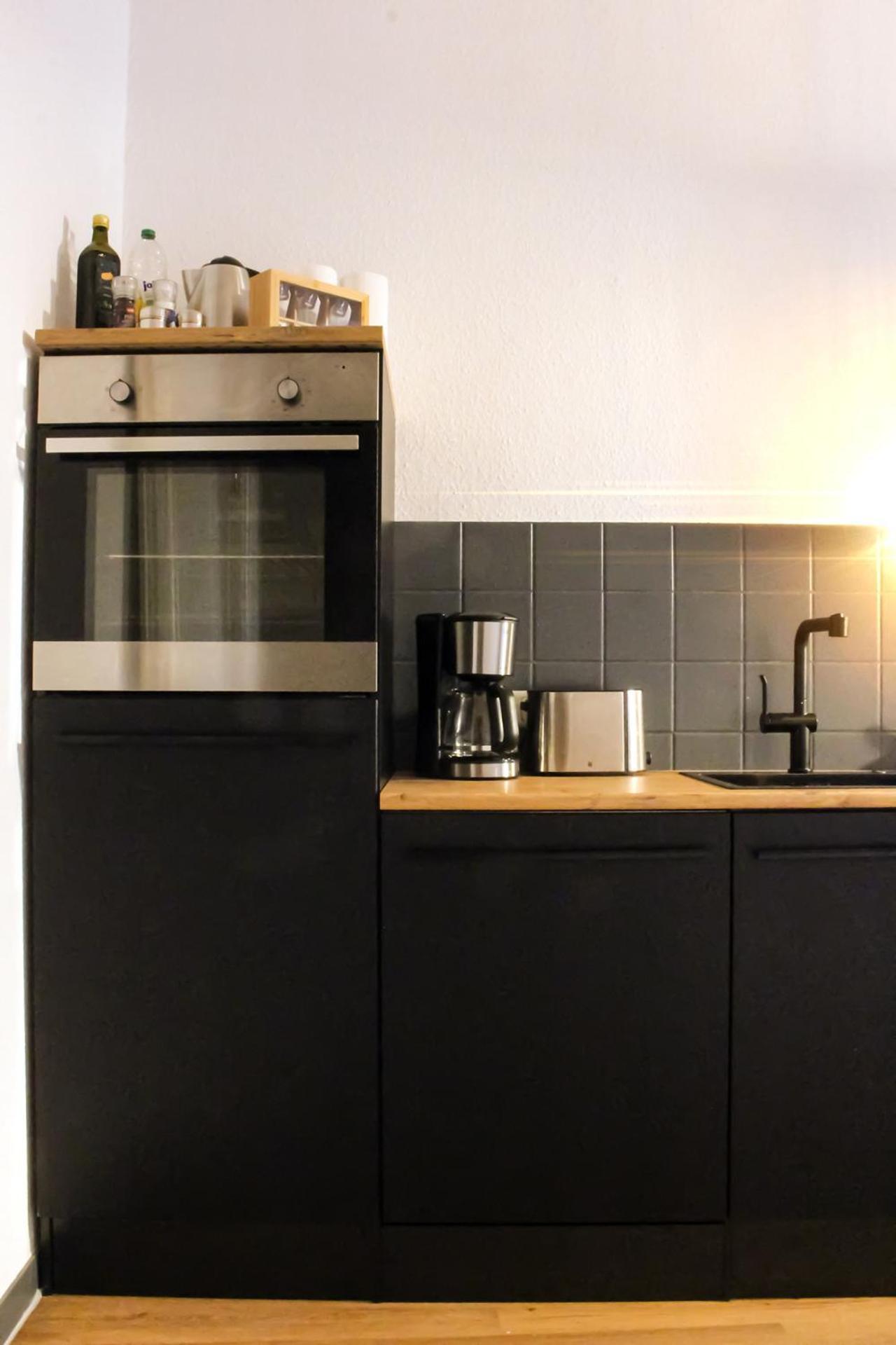 Nuwilu One - Apartment Mit Balkon Im Herzen Erfurts - Magenta Tv- Netflix - Disney Экстерьер фото